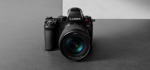 Lumix S5II 24.2 MP CMOS Sensor Mirrorless Fullframe Digital Camera with 20-60mm and 50mm Kit Lens, Active Image Stabilization, Phase Detect Autofocus, 4K 60p Recording (DC-S5M2WGW, Black)