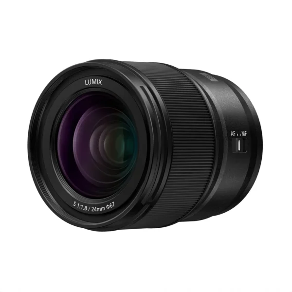 Lumix L-Mount S 24mm f/1.8 Fixed Focal Length Lens, Aperture Range: f/1.8 to f/16, Linear AF Motor, Dust, Splash and Freeze-Resistant Design (S-S24GC, Black) - Image 2